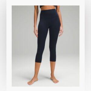 ✨ Lululemon Align™ High-Rise Crop w/ Pockets 23” | Size 8 | Buttery Soft ✨
